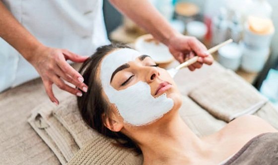 Clear Canvas Beauty: Restoring Skin Clarity and Confidence Clear Canvas Beauty: Restoring Skin Clarity and Confidence